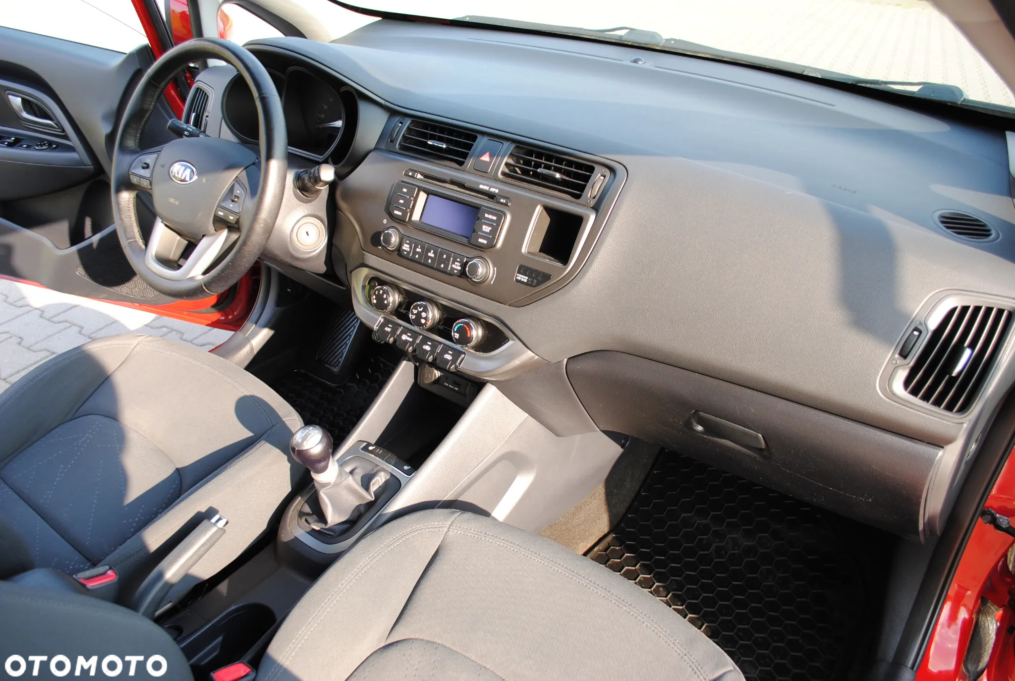 Kia Rio 1.2 Business Line - 19