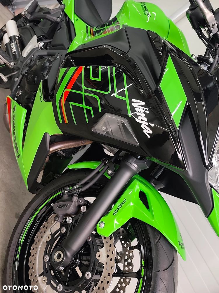 Kawasaki Ninja - 14