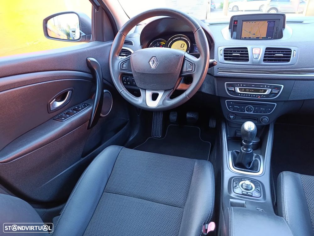 Renault Mégane Sport Tourer 1.5 dCi Dynamique S - 8
