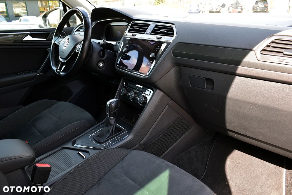Volkswagen Tiguan 2.0 TDI SCR DSG Move - 8