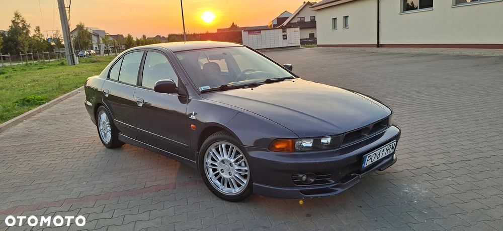 Mitsubishi Galant - 2