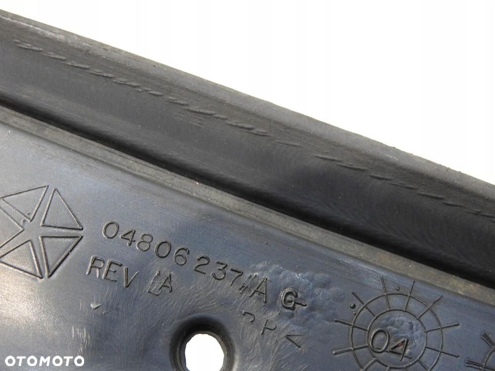 OSŁONA PASA PRZEDNIEGO LEWA CHRYSLER 300C 3.0 CRD V6 04806237AG - 5