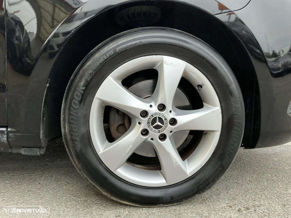 Mercedes-Benz V 220 d Longo Avantgarde Aut. - 22