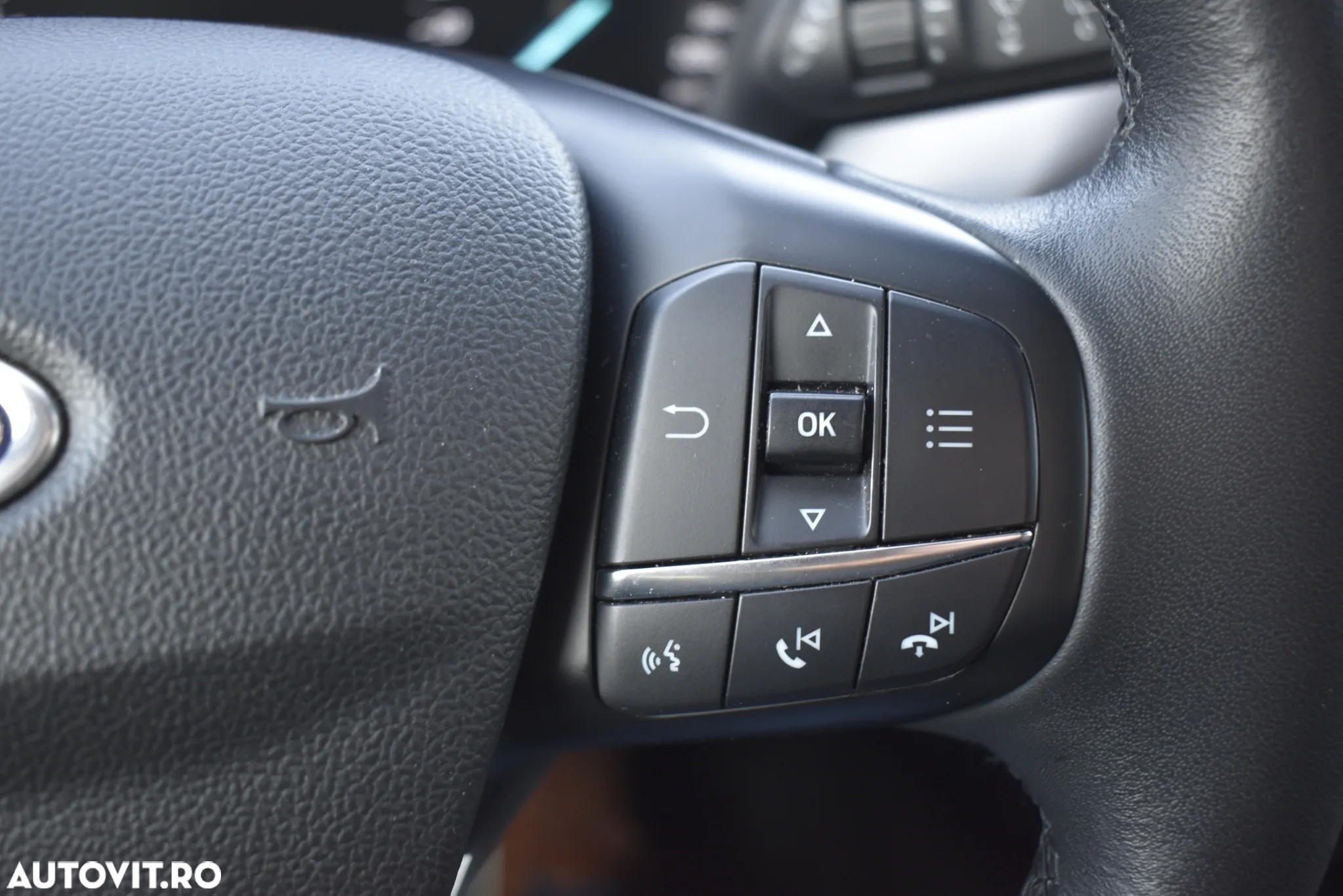 Ford Focus 2.0 EcoBlue Titanium - 17