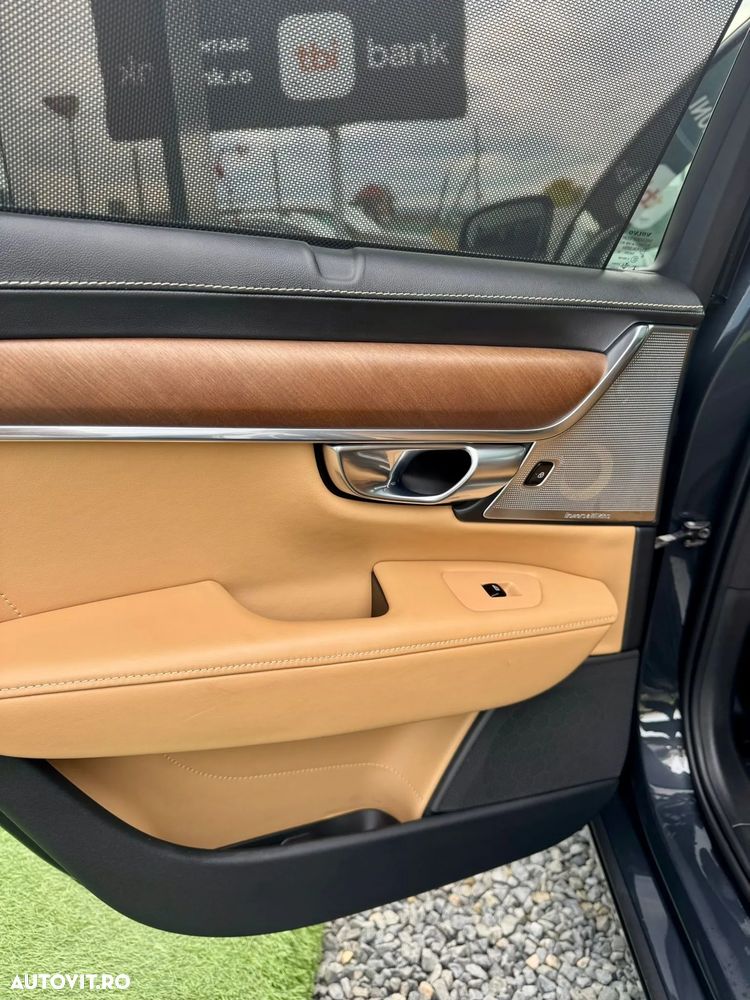 Volvo V90 D5 AWD Geartronic Momentum Pro - 20