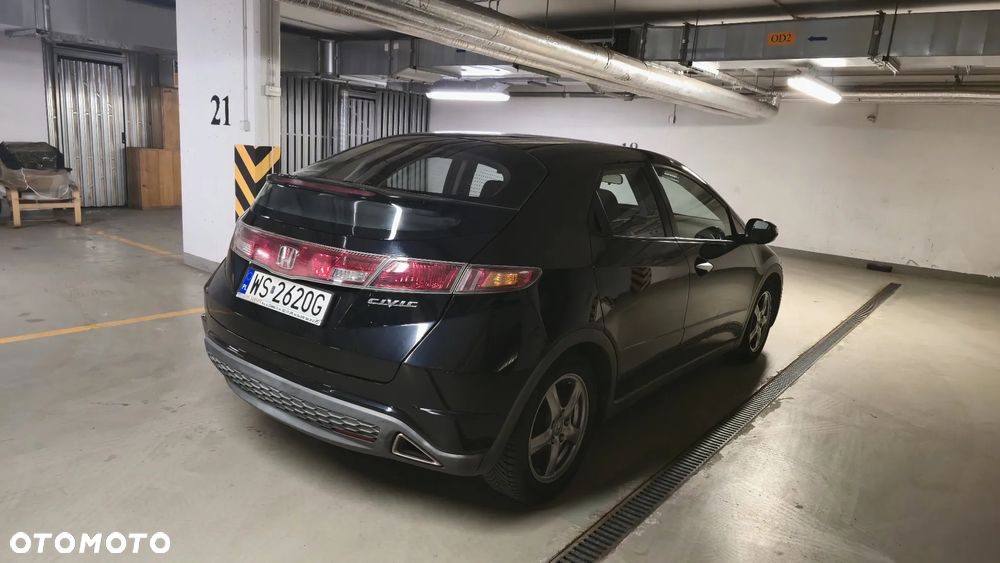 Honda Civic 1.8 Comfort - 4