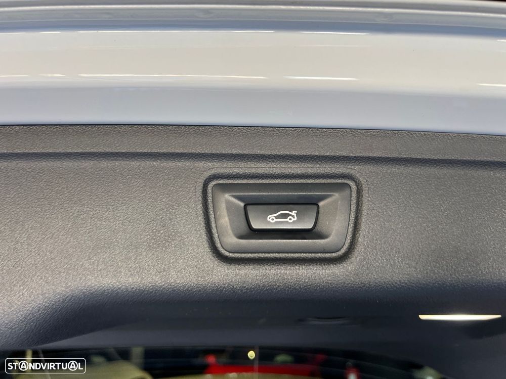 BMW 320 e Auto - 50
