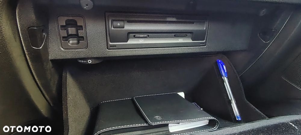 Volkswagen Passat - 24