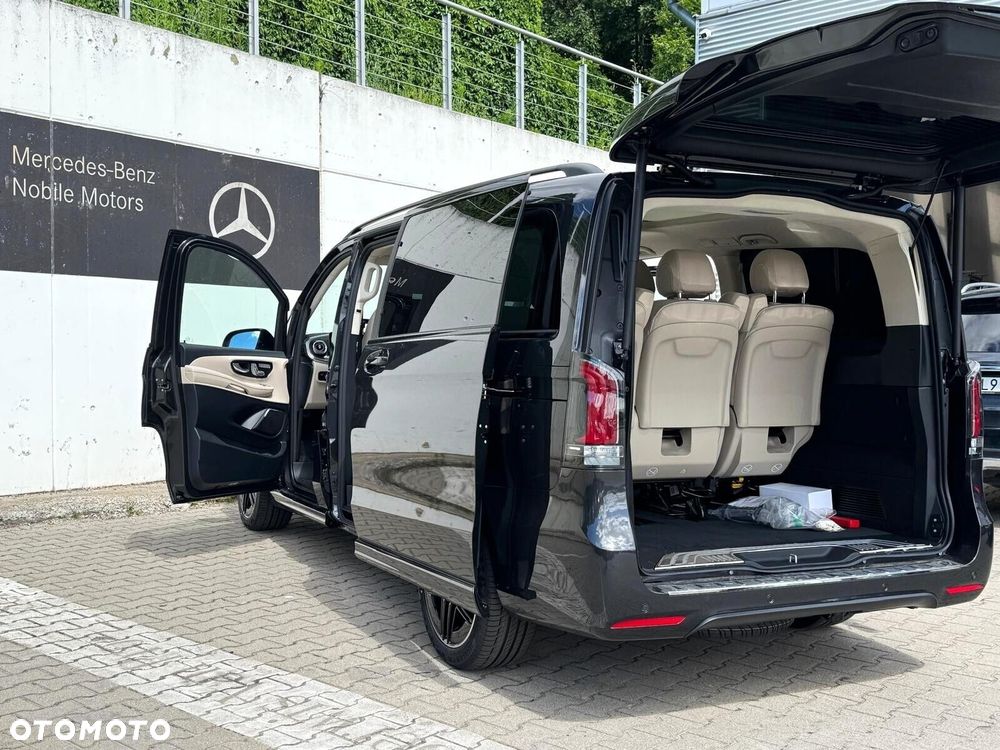 Mercedes-Benz Klasa V - 5