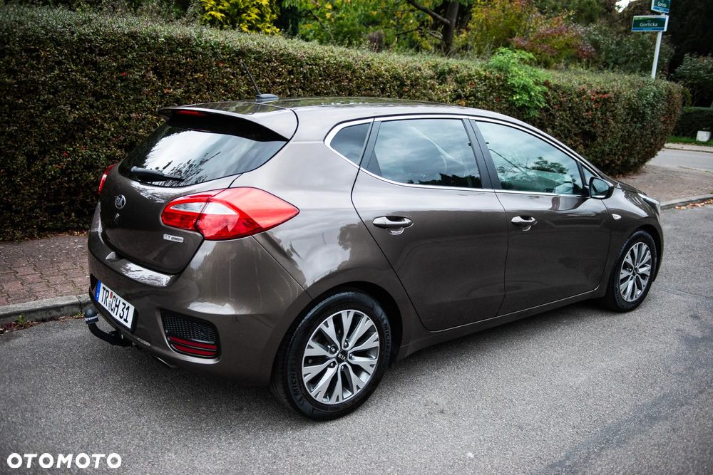 Kia Ceed Cee'd 1.6 GDI Business Line - 5