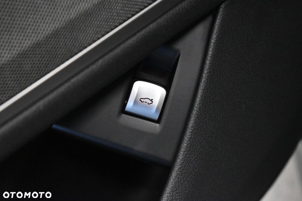 BMW Seria 7 740d xDrive - 8