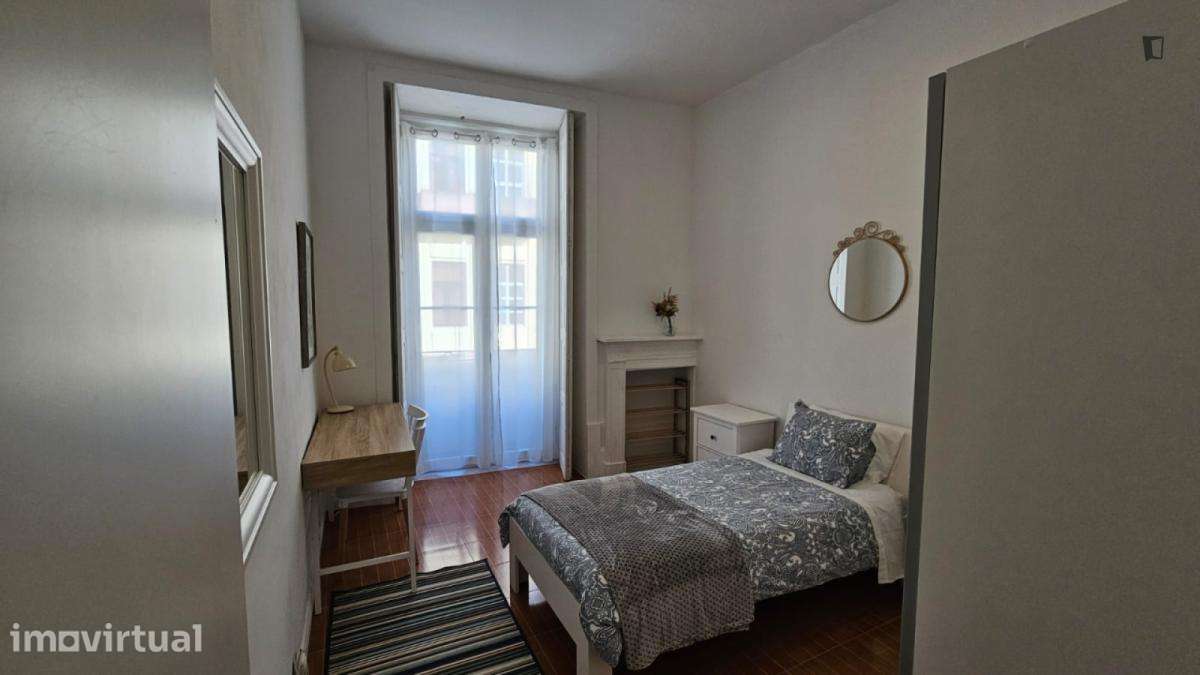 Quarto - localizado em Cedofeita Porto - Grande imagem: 5/13