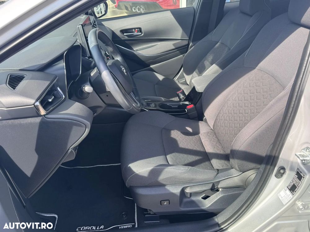 Toyota Corolla 1.8 HSD Dynamic - 16