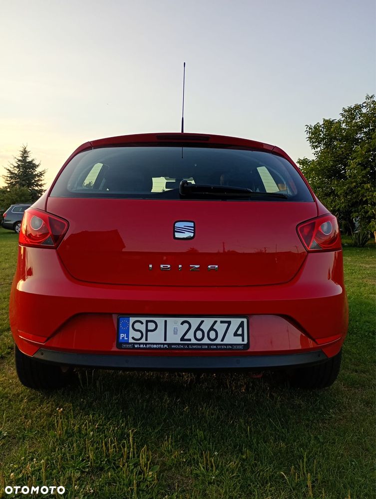 Seat Ibiza 2012 photo 3