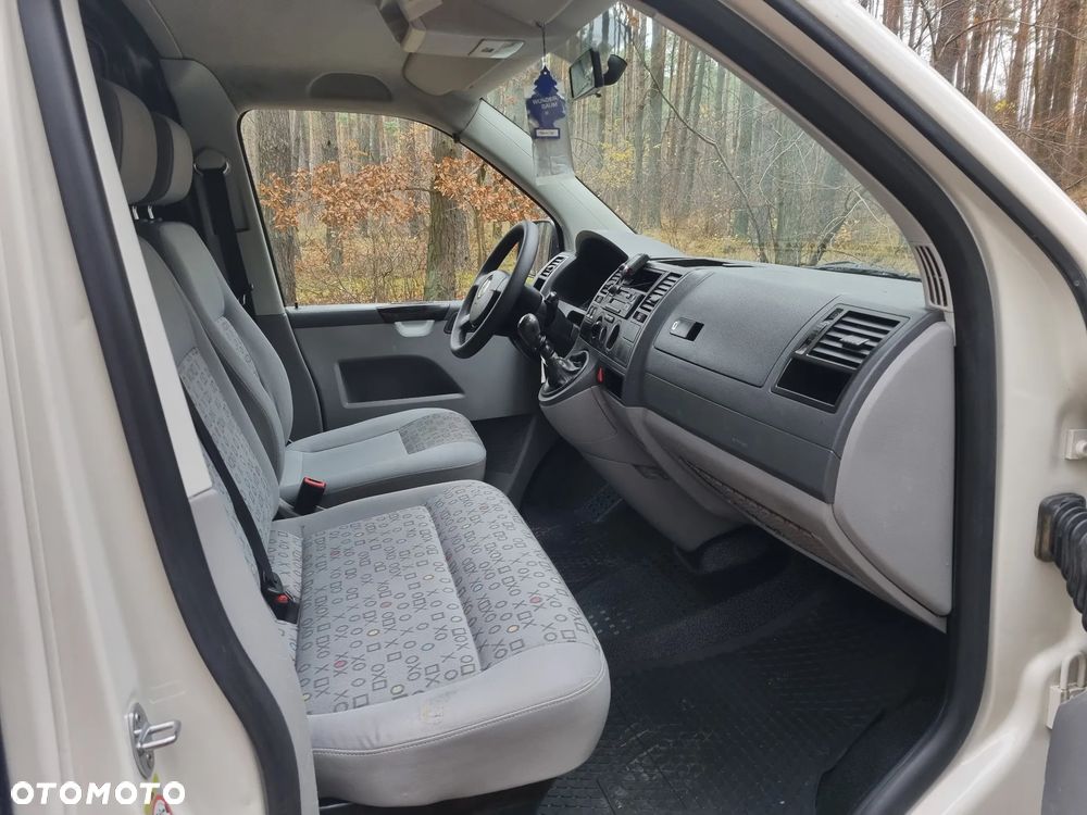 Volkswagen Transporter - 16