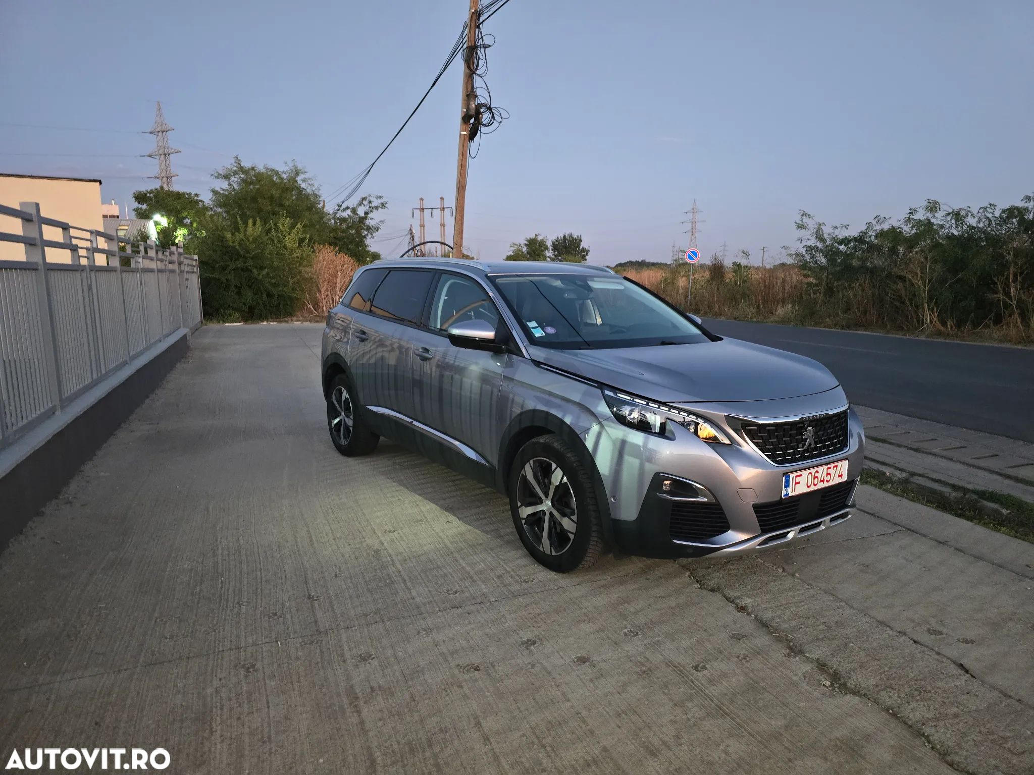 Peugeot 5008 1.2 Puretech Allure Aut. - 3