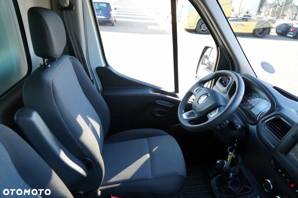 Renault MASTER / KONTENER - 4,25 M / SPROWADZONY / EURO 6 - 27