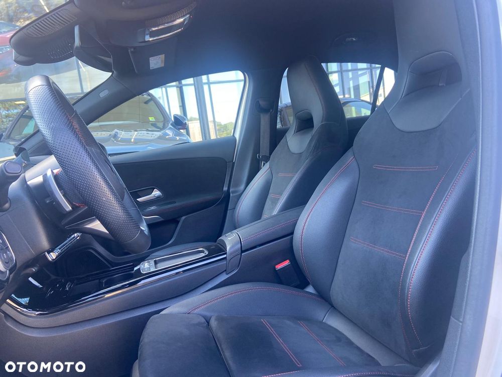 Mercedes-Benz Klasa A 200 AMG Line 7G-DCT - 7
