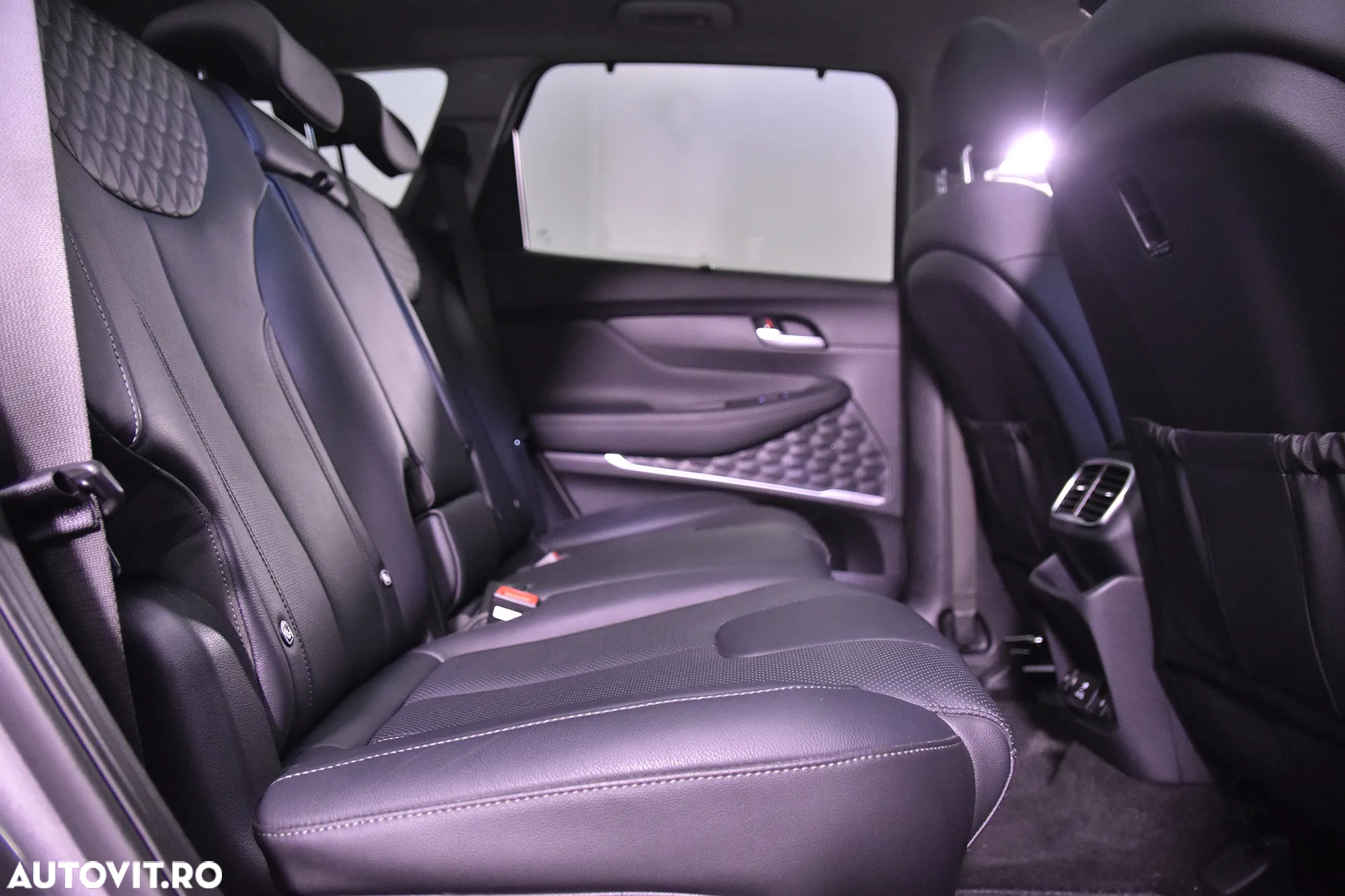 Hyundai Santa Fe - 12