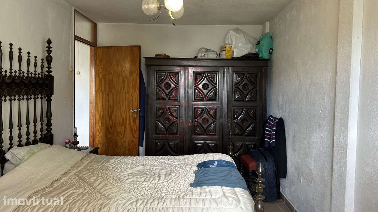 Moradia T1 + anexos – Lote com 324 m2 - Grande imagem: 2/30