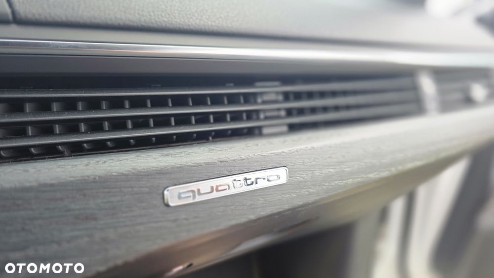 Audi A4 Allroad 2.0 TDI Quattro S tronic - 36