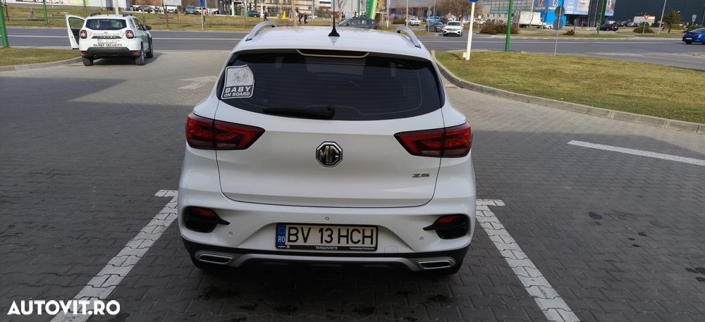 MG ZS 1.5 GSL 5MT Excite - 5