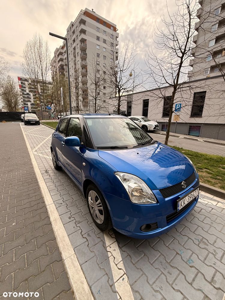 Suzuki Swift - 8