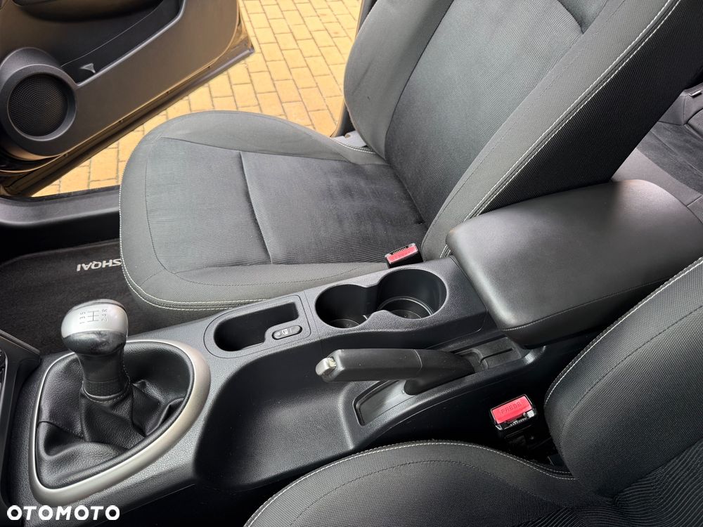 Nissan Qashqai 1.6 acenta - 29