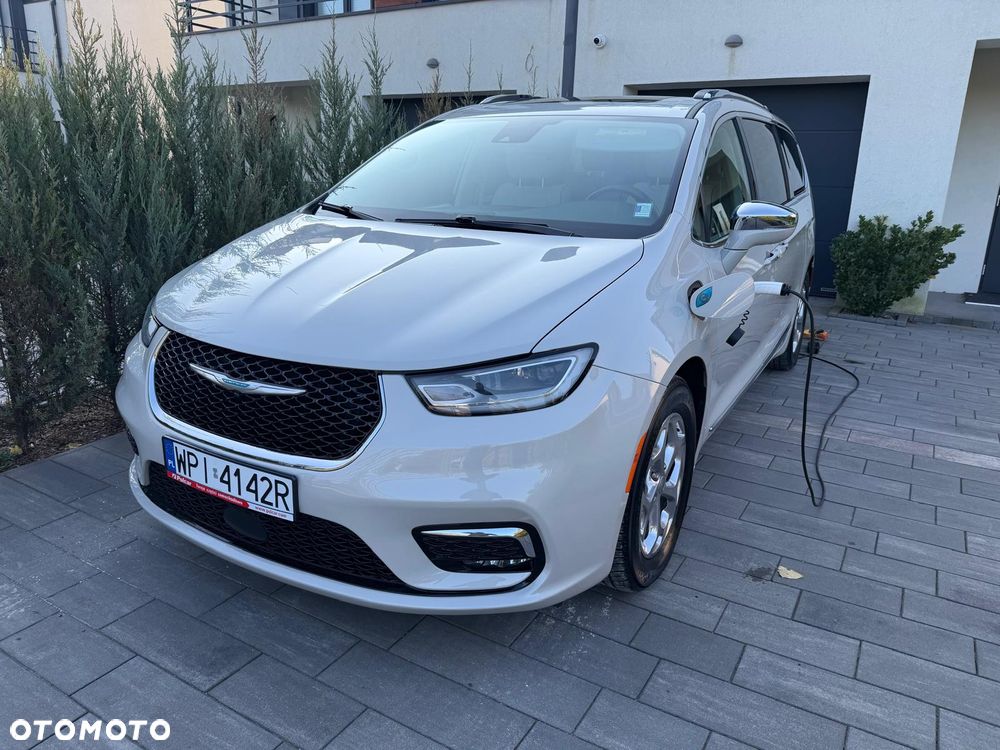 Chrysler Pacifica - 19