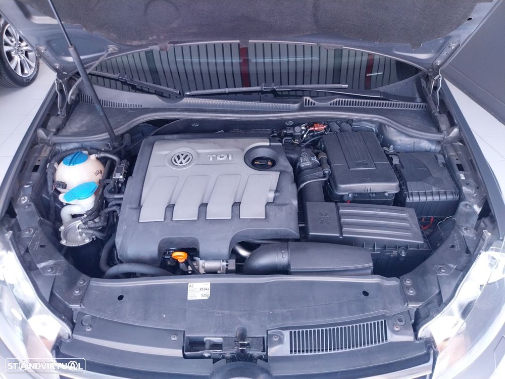 VW Golf 1.6 TDi Confortline - 10