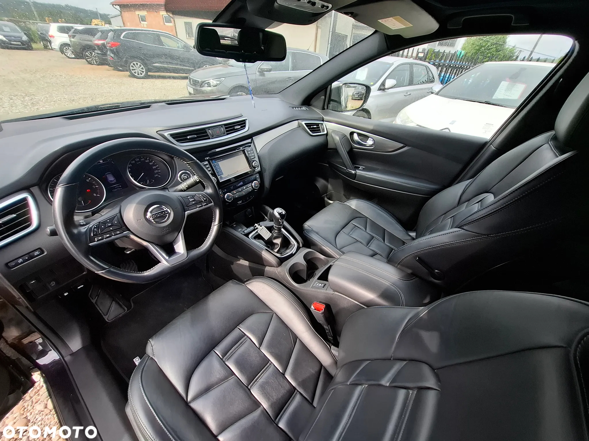 Nissan Qashqai 1.2 DIG-T N-Vision EU6 - 9