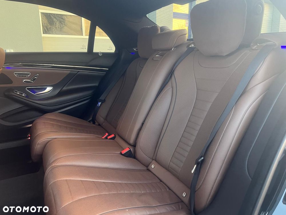Mercedes-Benz Klasa S 400 d 4-Matic L 9G-TRONIC - 29