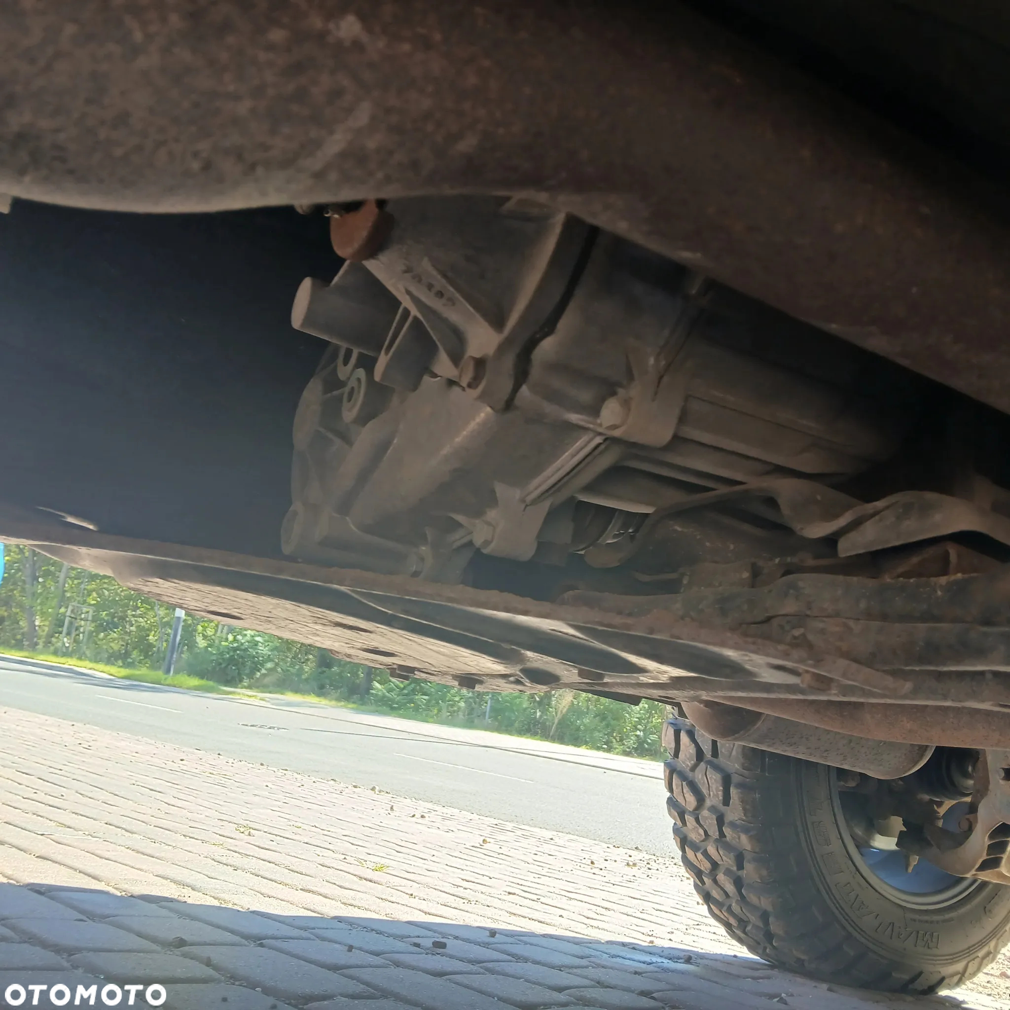 Jeep Cherokee 3.7 Automatik Limited - 13