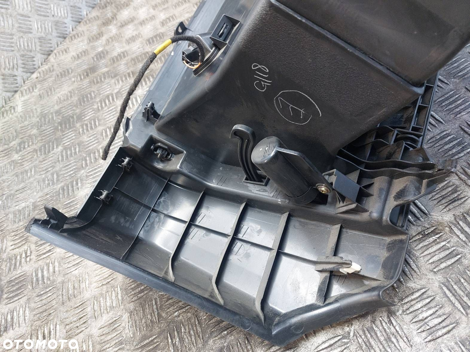 SCHOWEK PASAŻERA MAZDA 3 I BK HB 5D EU EUROPA - 7