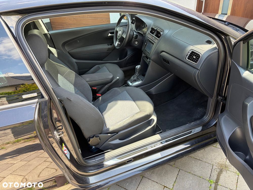 Volkswagen Polo 1.4 16V Trendline DSG - 8