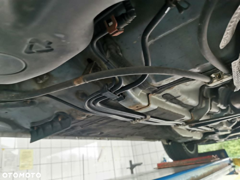 Toyota Yaris 1.33 Premium - 13