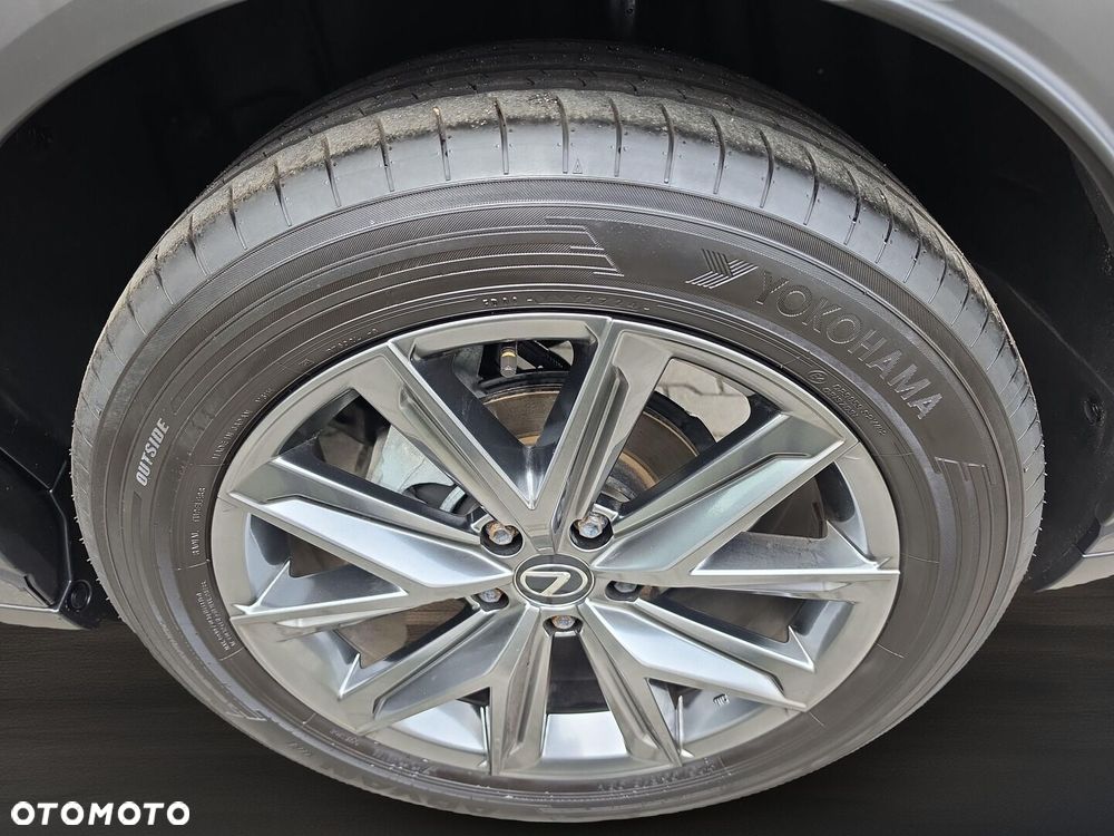 Lexus LBX 1.5 Hybrid Elegant - 26