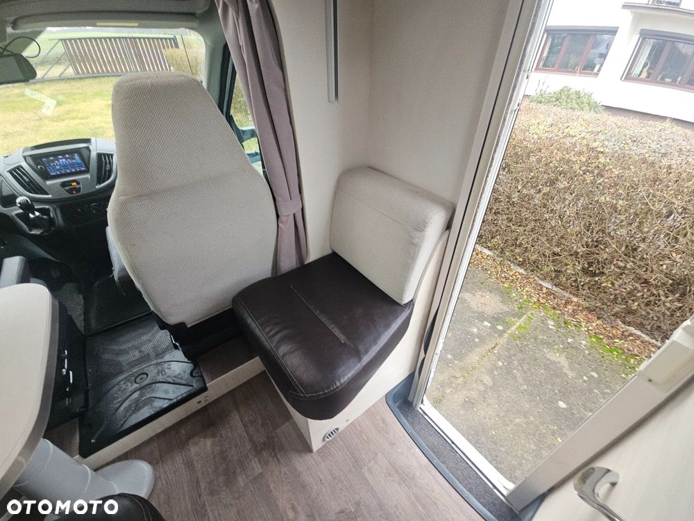 Ford challenger - 25