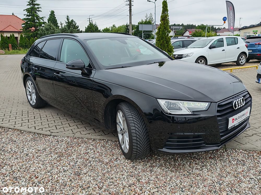 Audi A4 Avant 40 TFSI S tronic design - 9