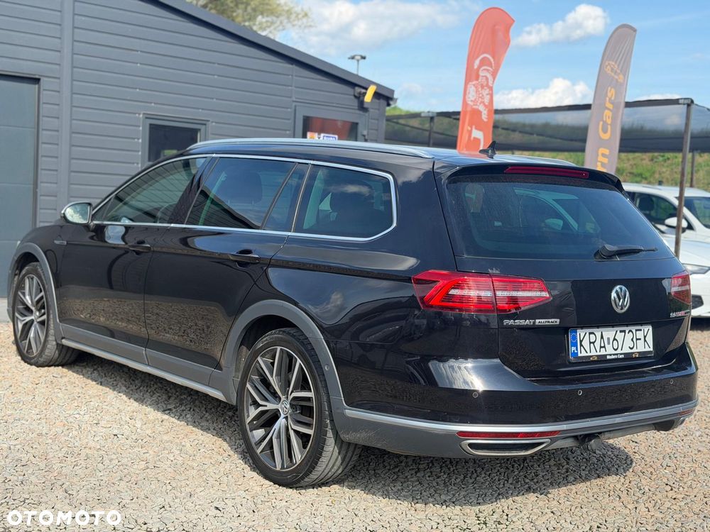 Volkswagen Passat Alltrack 2.0 TDI SCR 4Motion DSG - 16