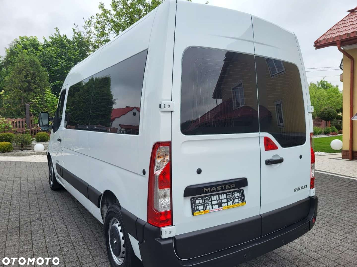 Renault Master 2.3 170ps. L2H2  8-osobowy - 13