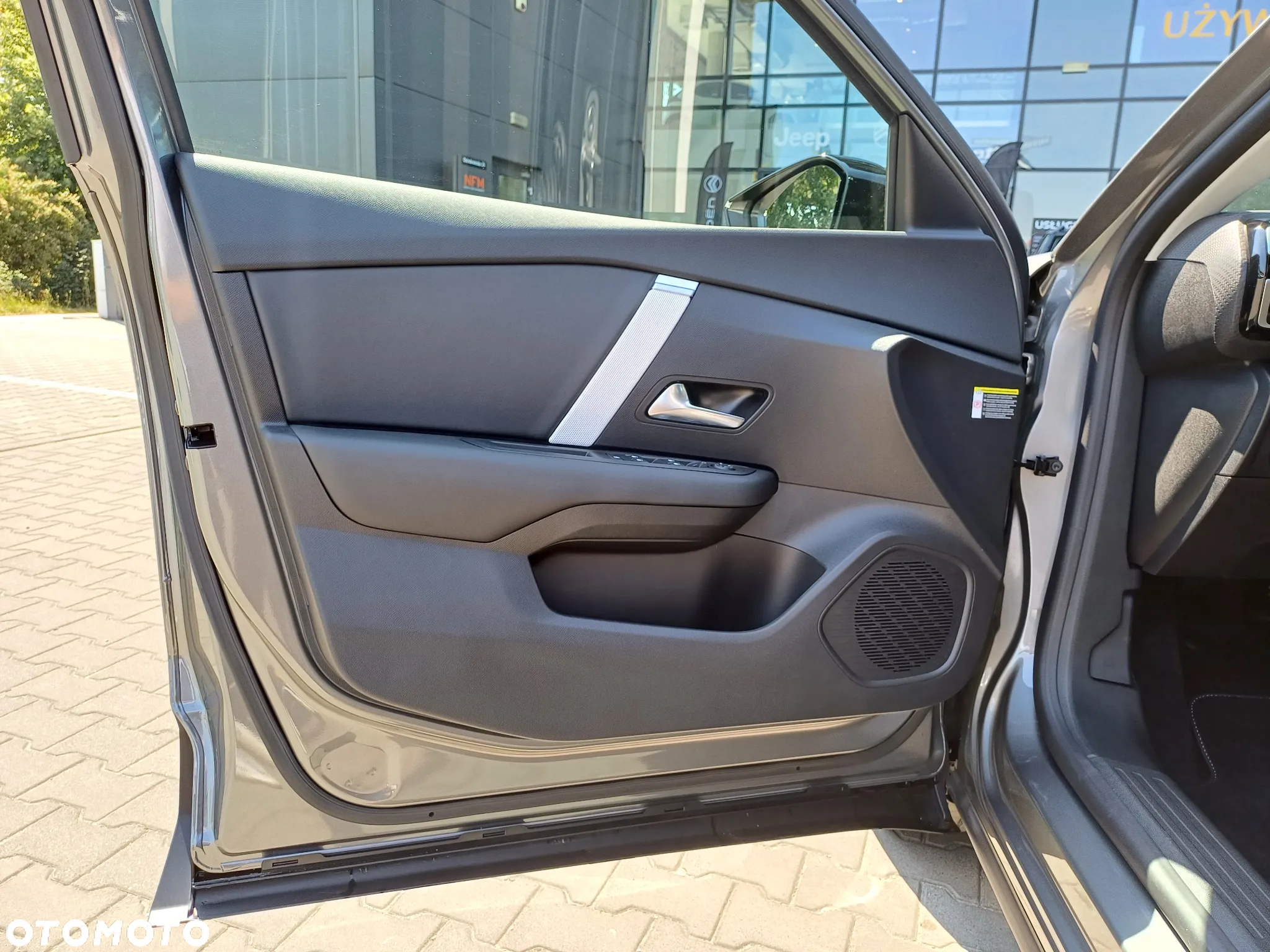 Citroën C4 1.2 PureTech Max S&S EAT8 - 11