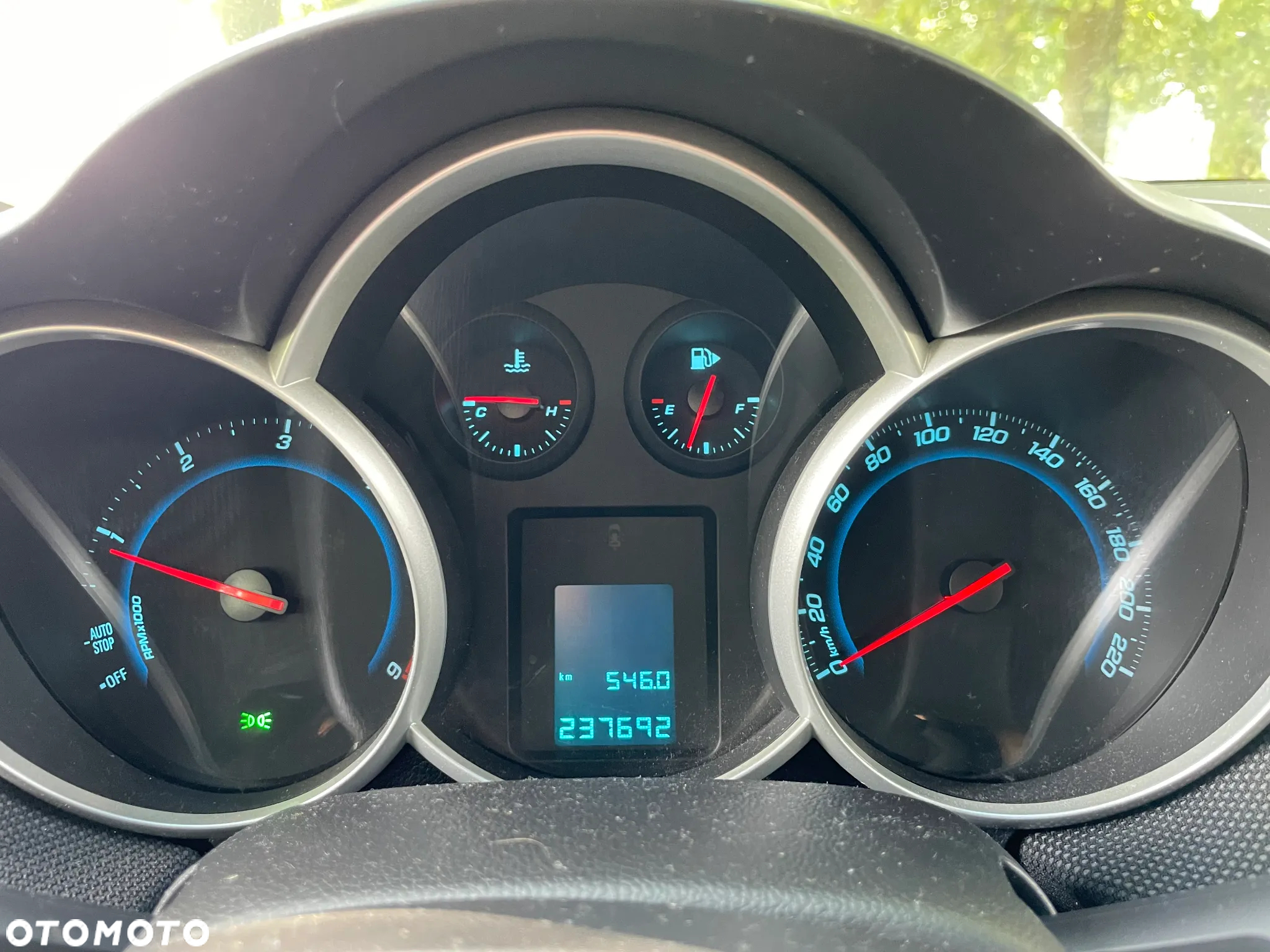 Chevrolet Cruze 1.7 LT - 11