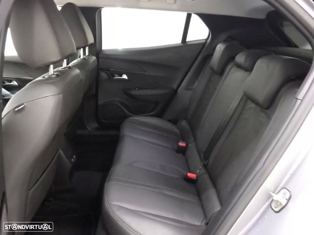 Peugeot e-2008 50 kWh Allure Pack - 12