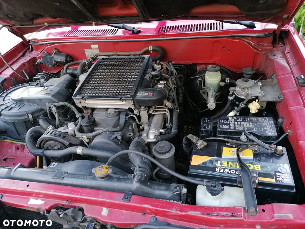 Toyota Land Cruiser - 10
