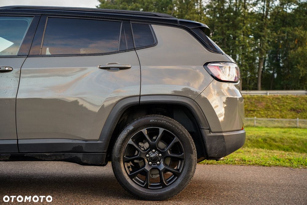 Jeep Compass - 10