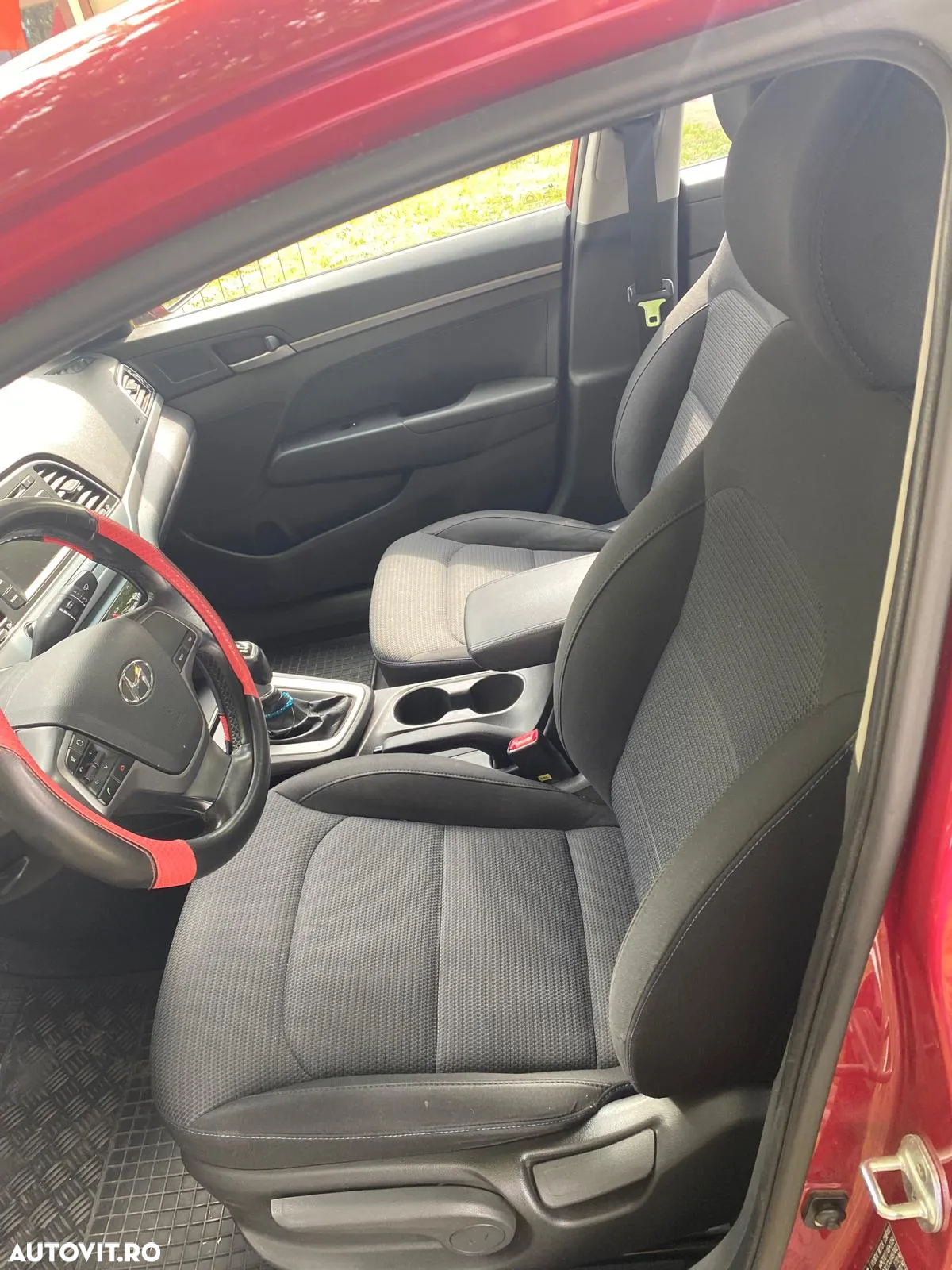 Hyundai Elantra 1.6 MPi Comfort - 14