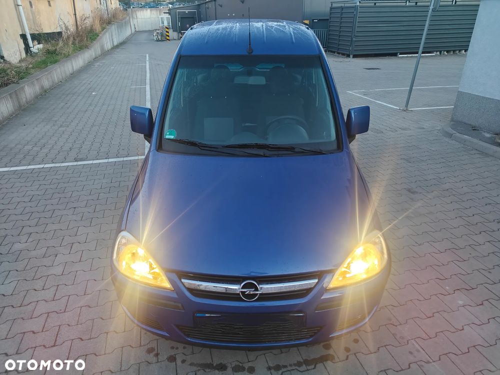 Opel Combo Tour Edition - 1