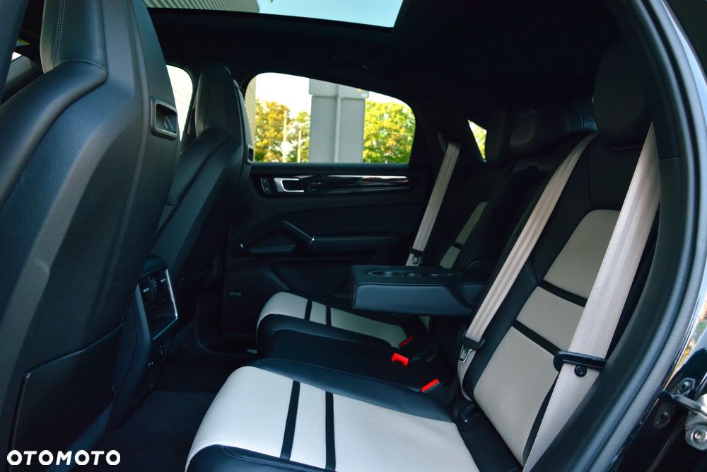 Porsche Cayenne E-Hybrid PHEV - 18