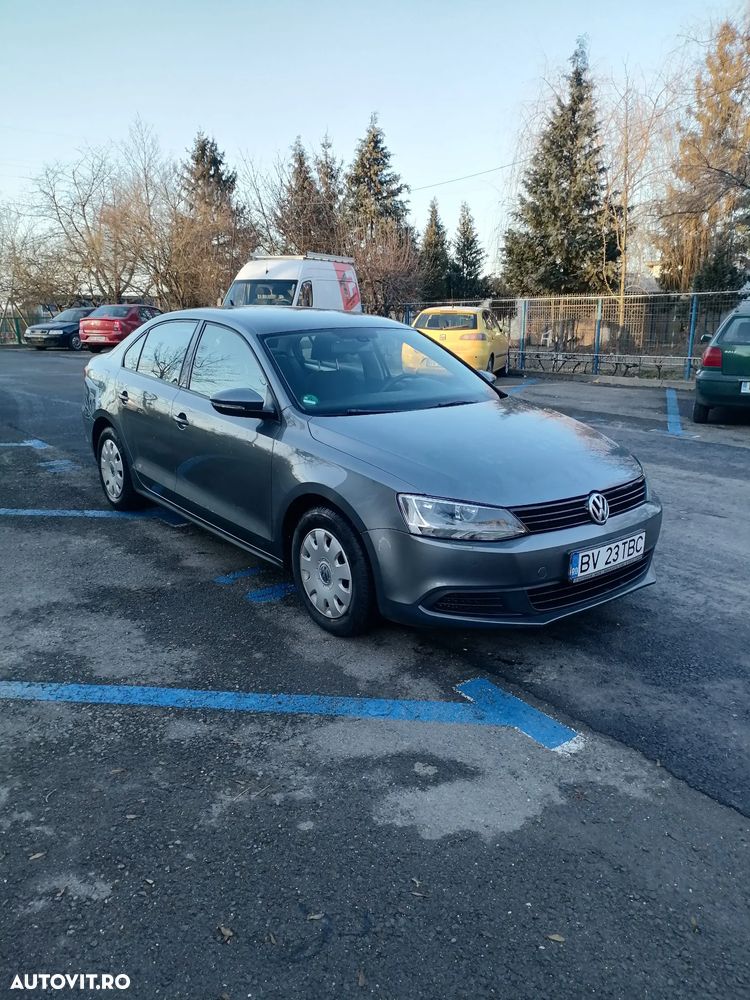 Volkswagen Jetta 1.6 TDI DPF Comfortline - 1